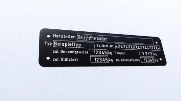 Var.3.1 Typenschild für Anhänger mit 1 Achse, beschriftet, Ansicht 2