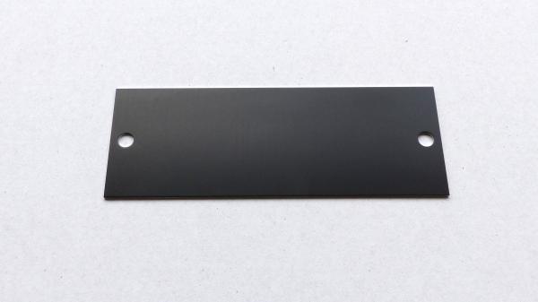 Typenschild für Laserbeschriftung, Eloxalunterdruck vollflächig schwarz, 110x40mm
